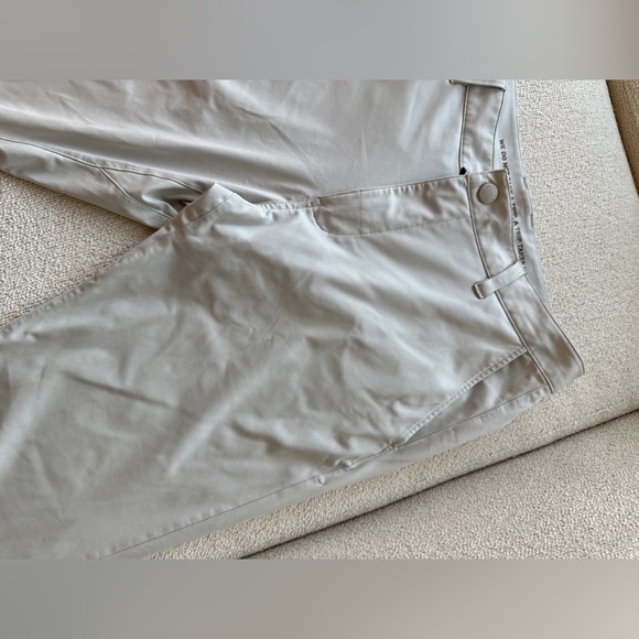 Rhone Commuter Pants Stone, Classic Fit 31 - Picture 10 of 10